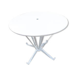 Table de salon de jardin