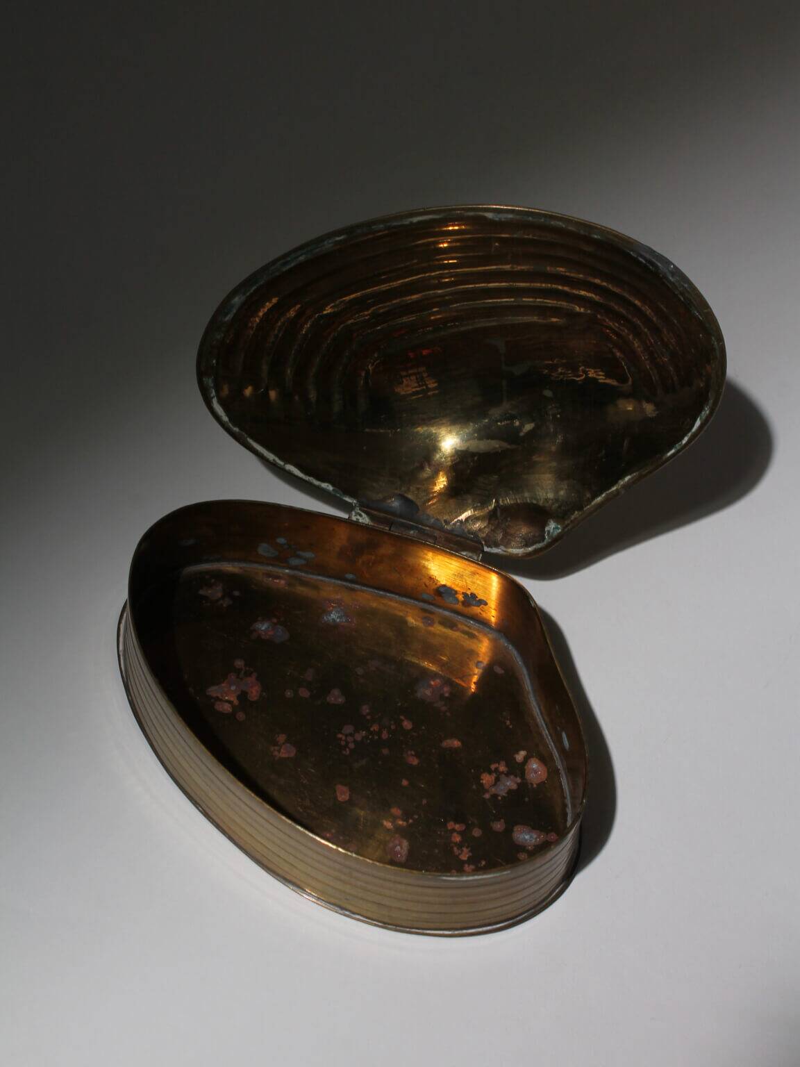 Brass Clamshell Trinket Box