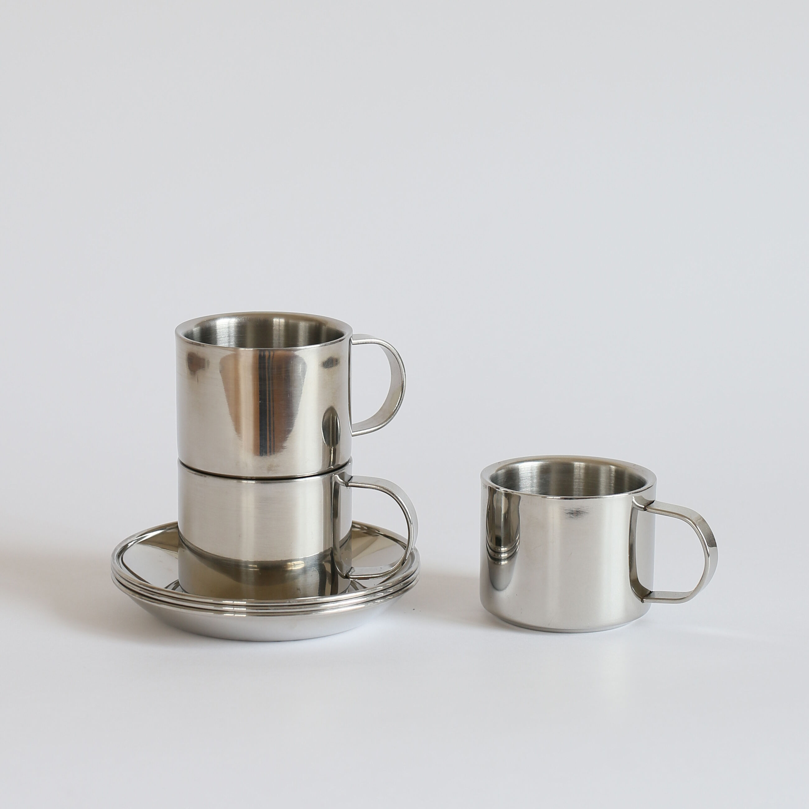 Set of 3 metal cups