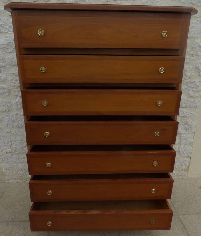 Weekly chest of drawers with secret shelf and its 7 drawers, made in the old-fashioned way from solid wood with knob