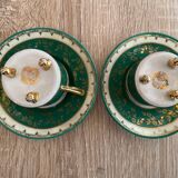 Deux tasses en porcelaine