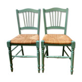Set of 2 wooden chairs