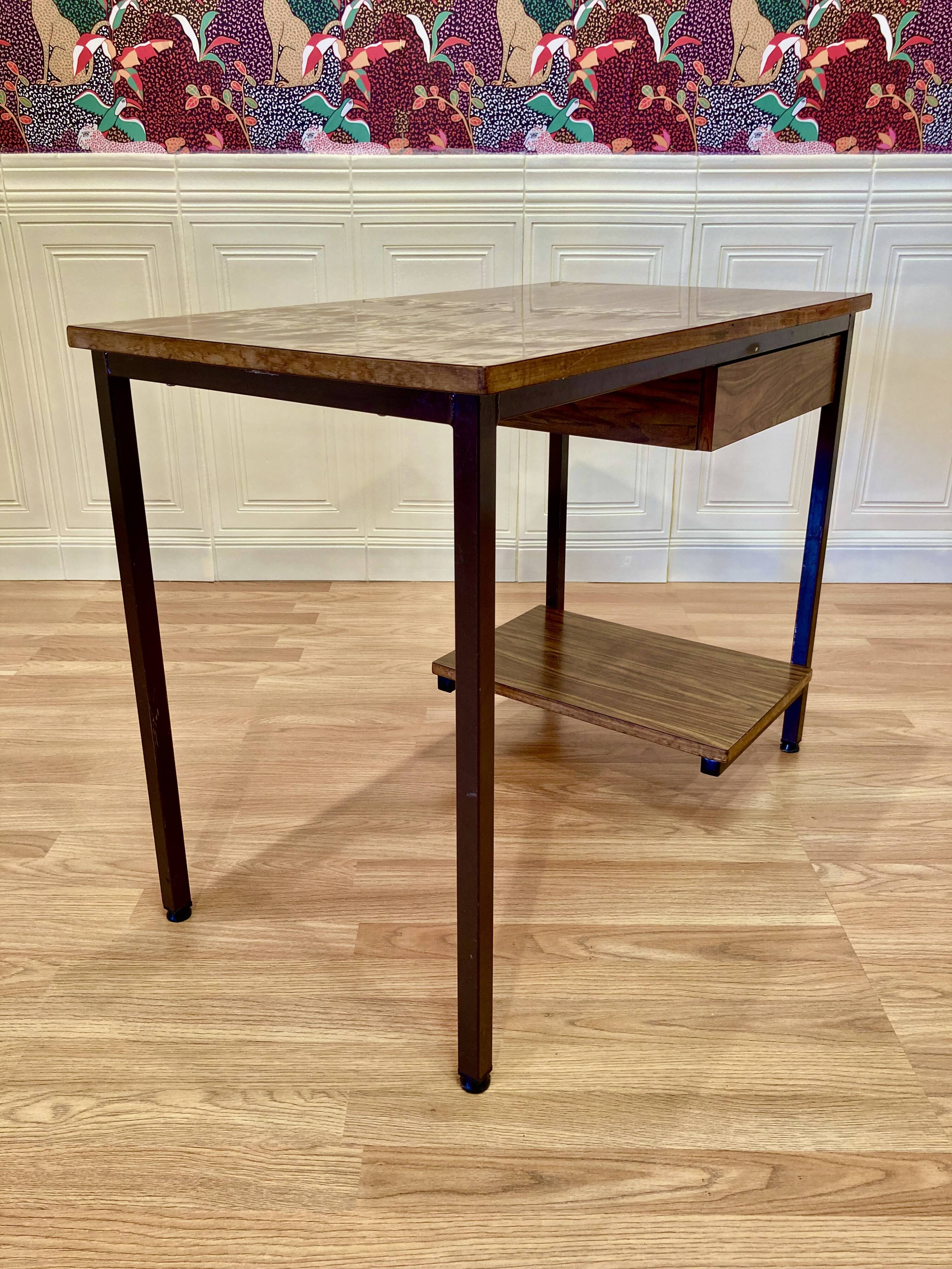 Nice 1950s design desk.