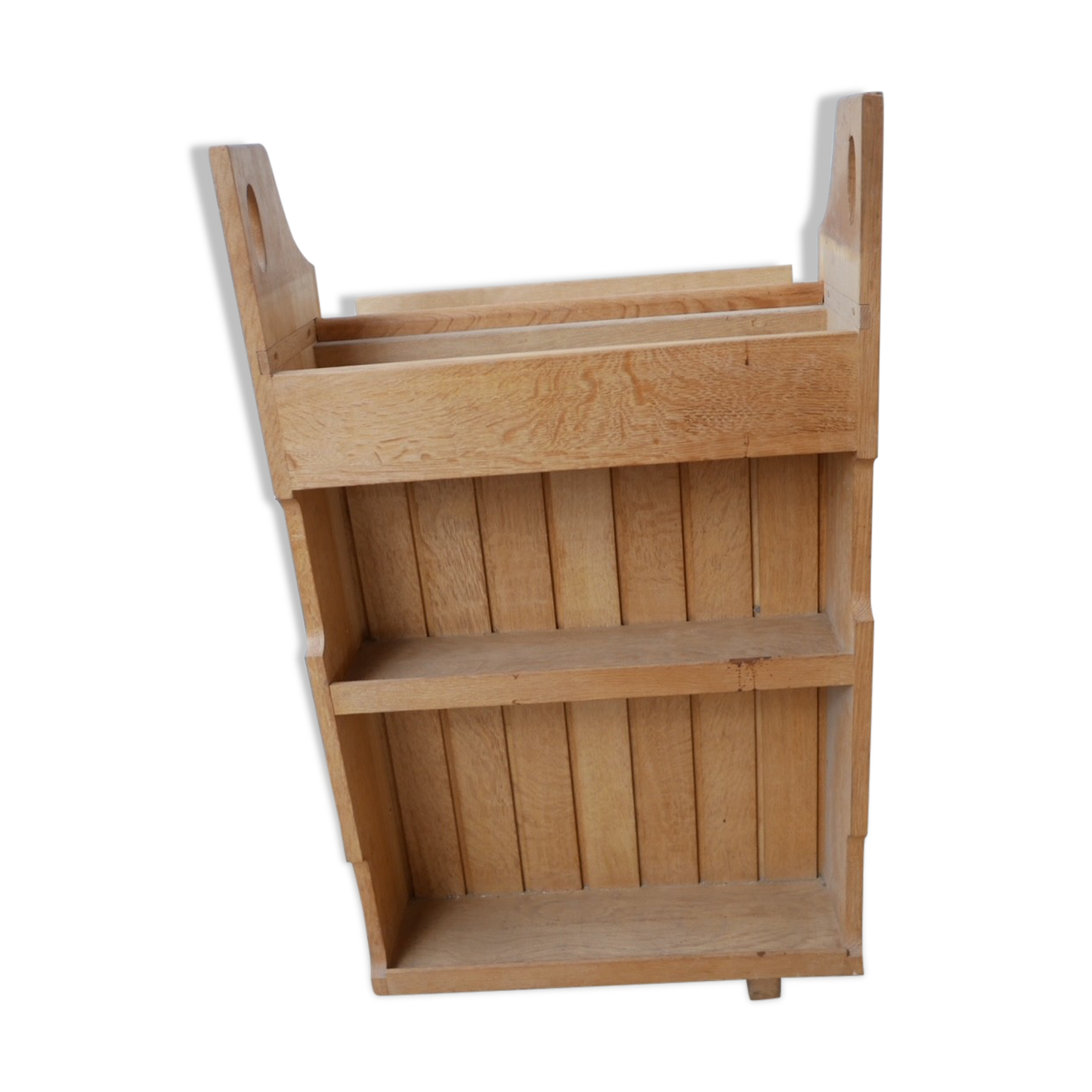 Guillerme et Chambron shelf