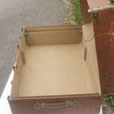 Vintage trunk "la panthere" in lyon