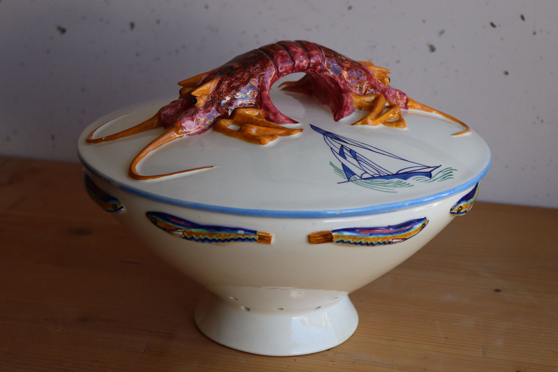 Covered ceramic vegetable dish with painted marine decoration – lobster dish