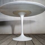 Tulip table by Eero Saarinen for Knoll, in carrara marble 120cm