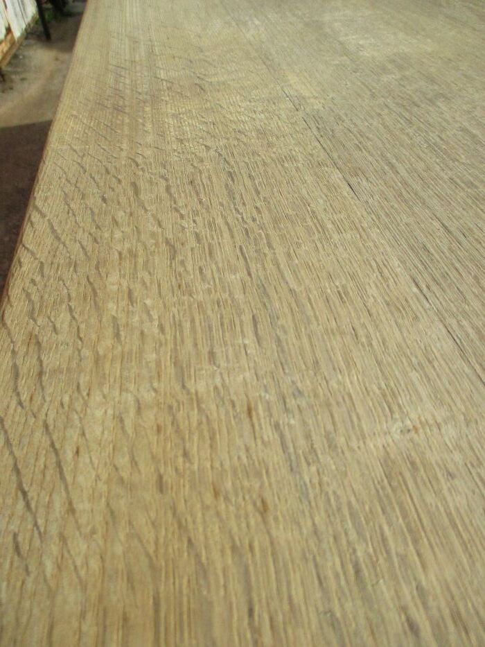 Farm table in washed oak