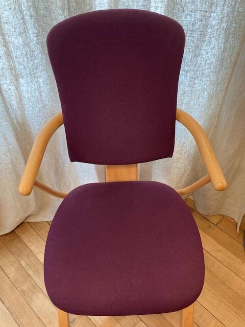 MOIZI 11 ergonomic chair