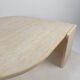 Table basse italienne travertin du milieu du siècle, années 1980