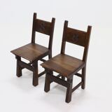 Ensemble de 2 chaises en chêne sculpté à la main espagnol du 19ème siècle