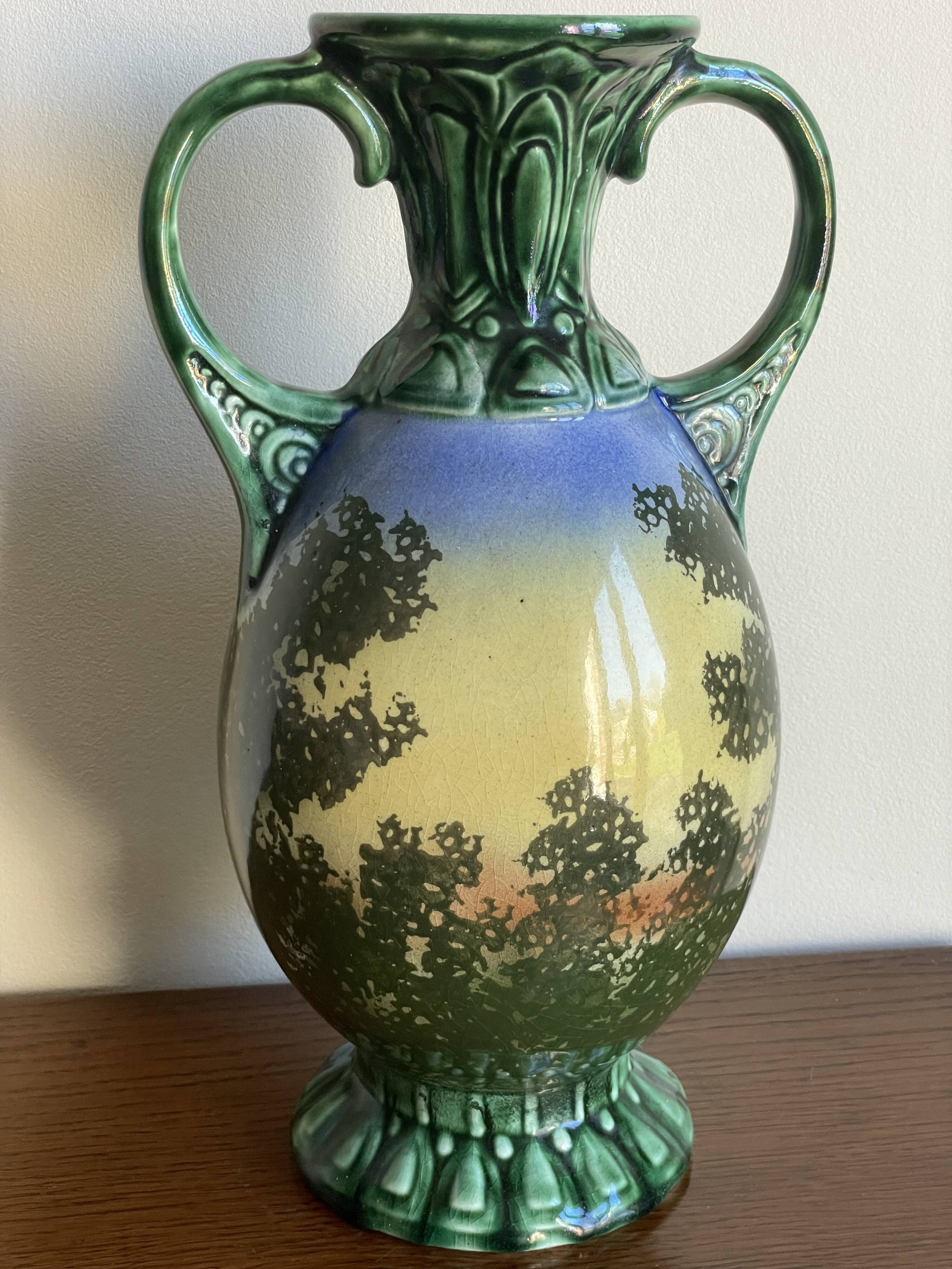 Gustave Bihl Czechoslovakia vase with 2 Art Nouveau handles