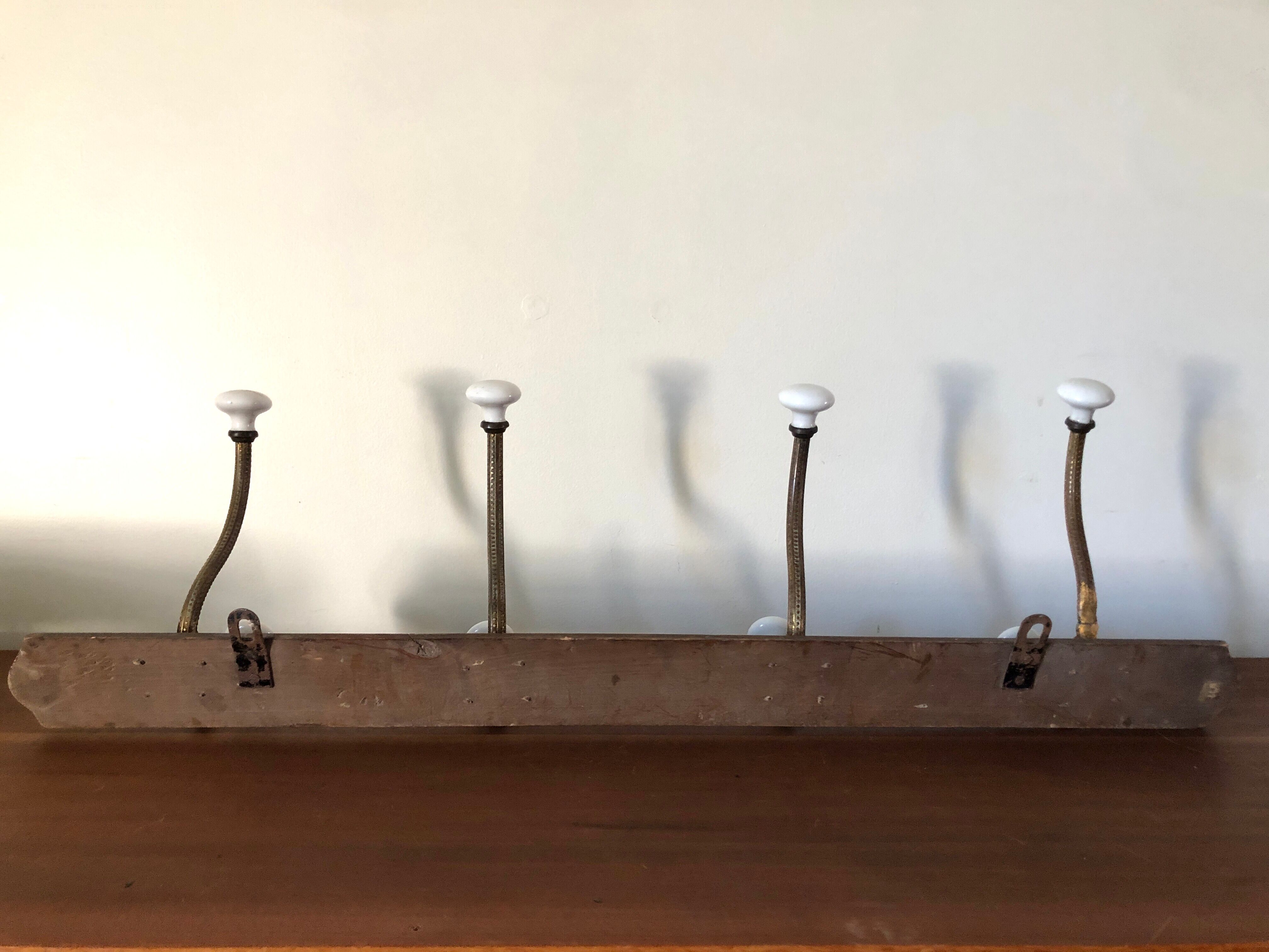 Coat rack 1900 in wood, ceramic and wrought iron
