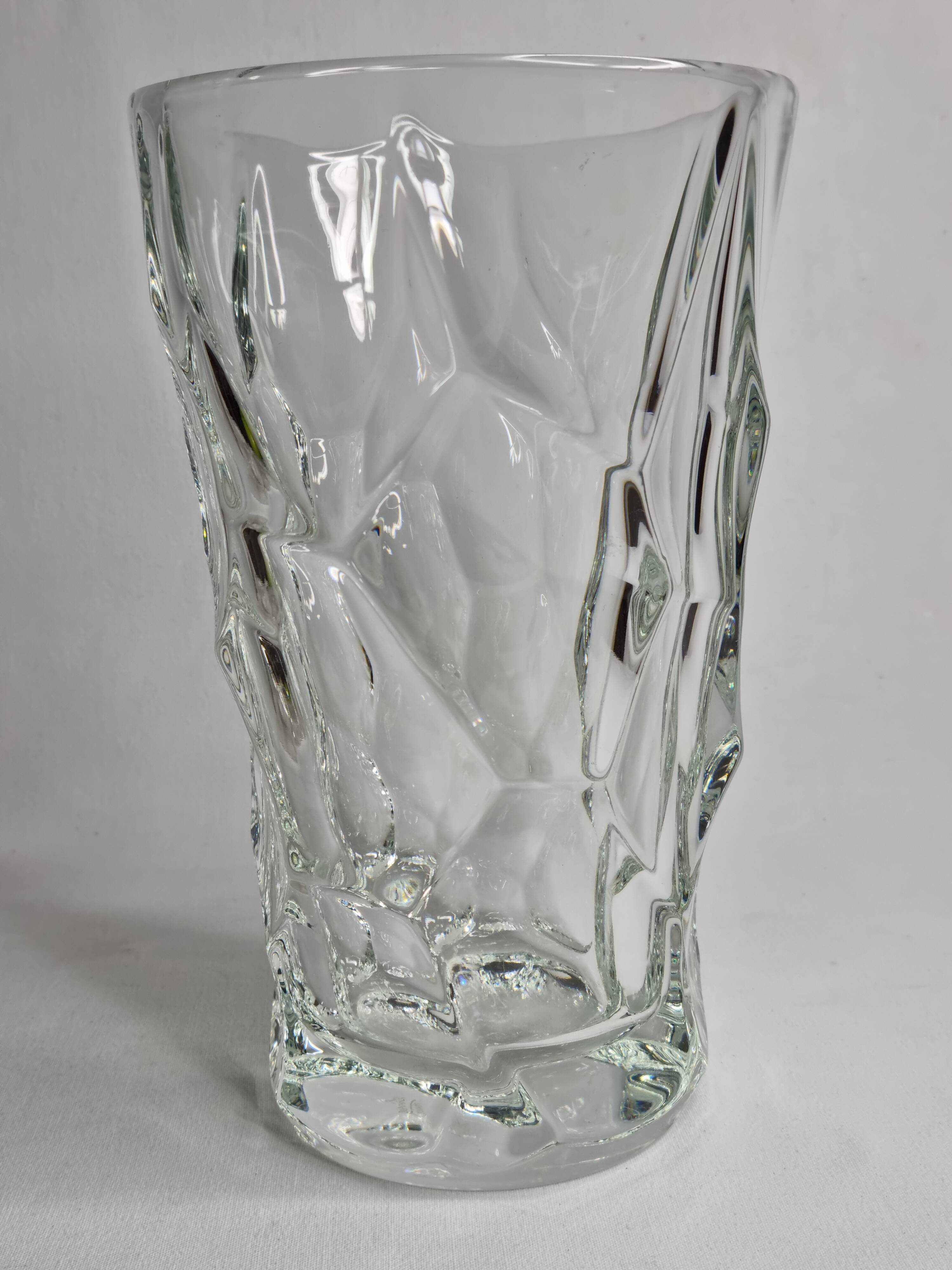 Sèvres crystal vase with rough glass pattern, 26 cm