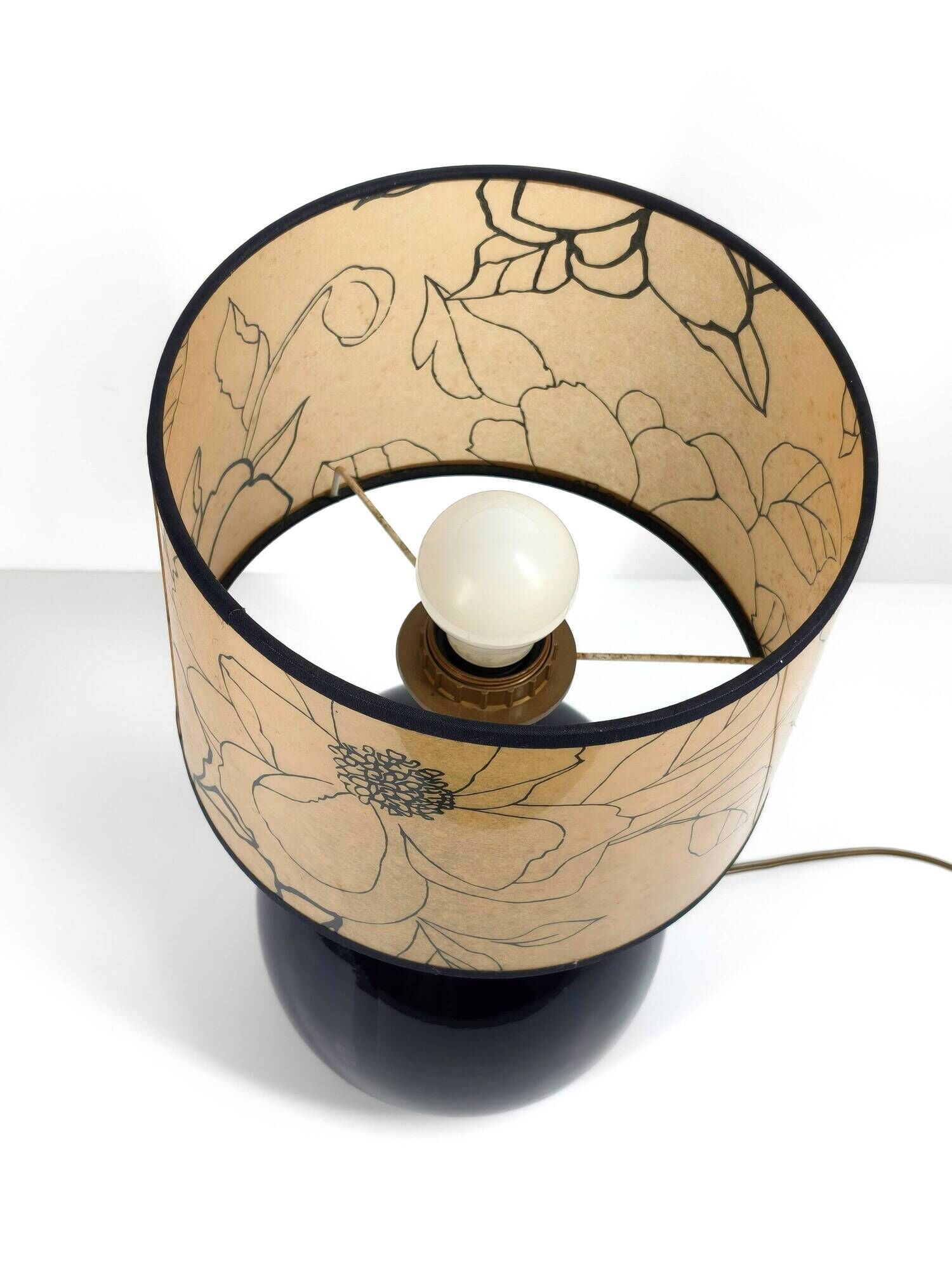 Deep black ceramic ball lamp base
