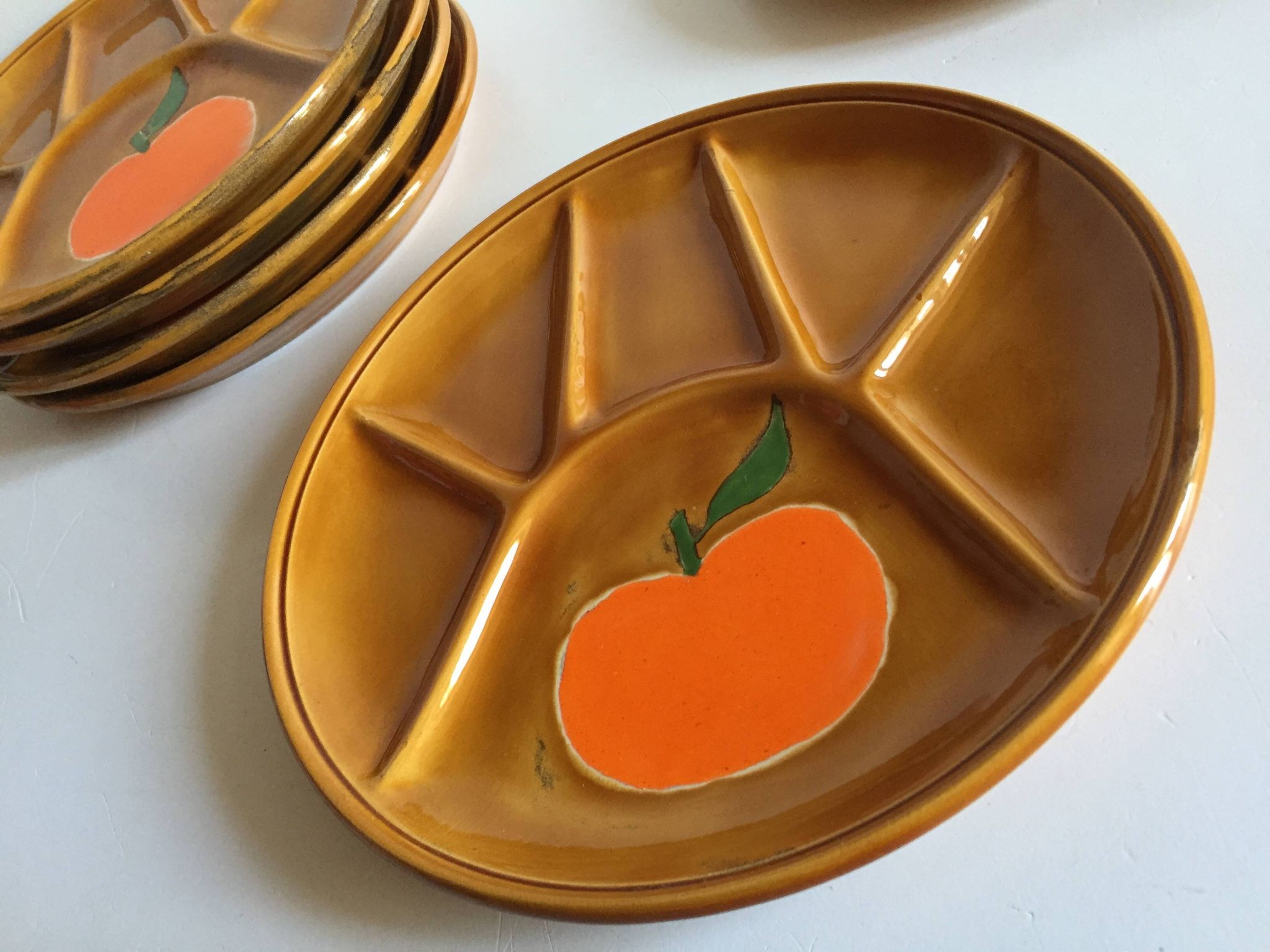 6 assiettes compartimentées vintage