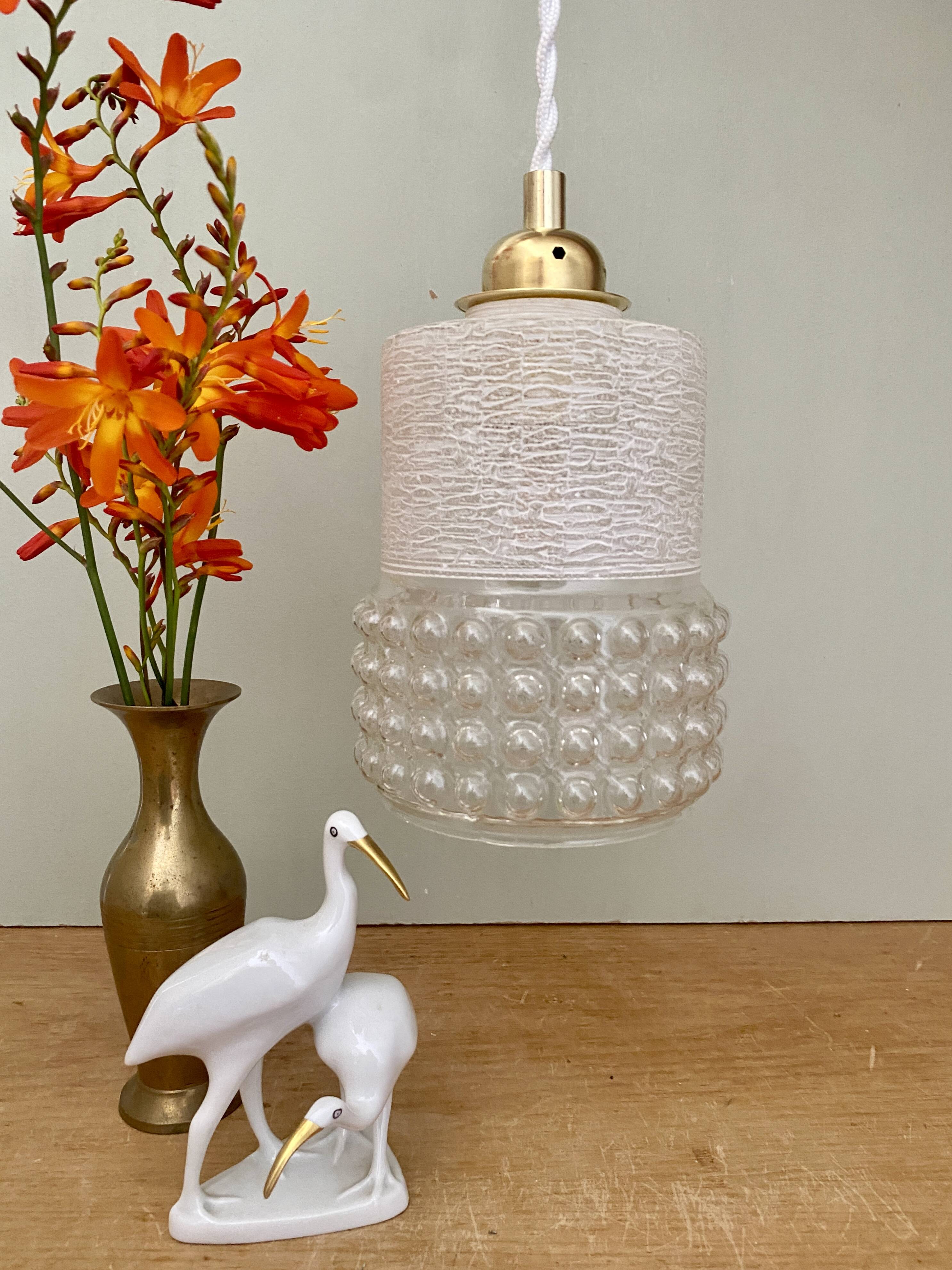 Vintage globe pendant light in white and transparent glass