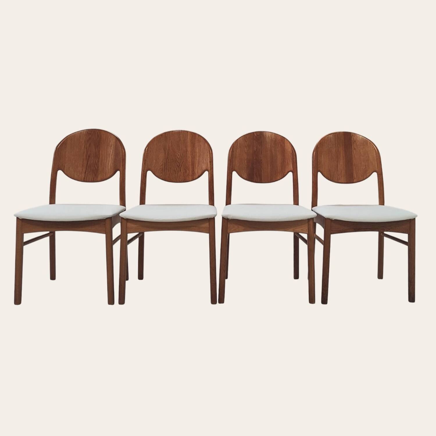 Chaises danoises des années 70