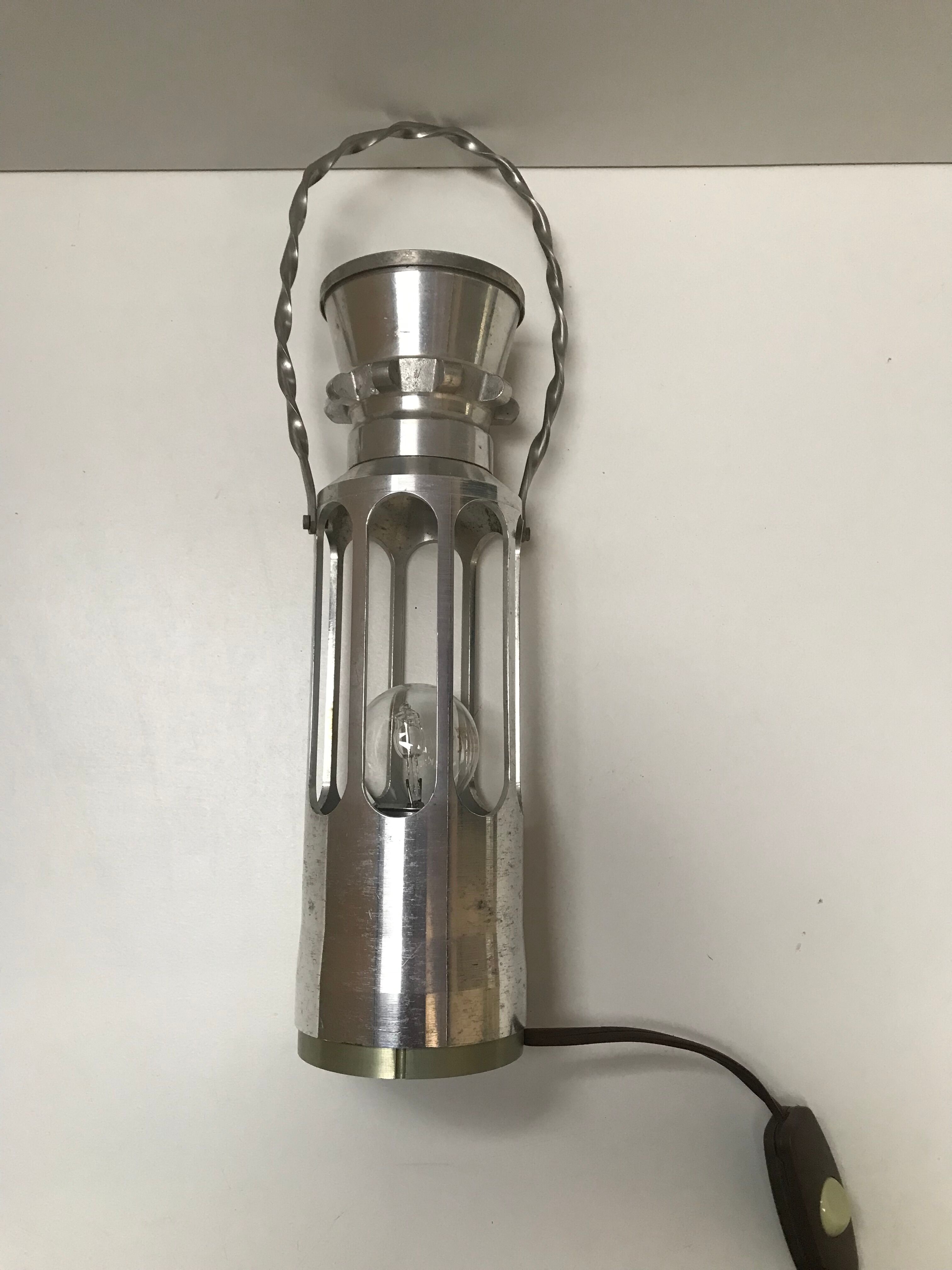 Lampe à poser aluminium