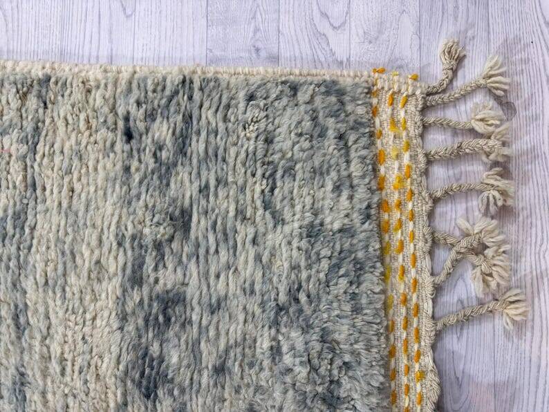 Handmade rug 250cmx150cm