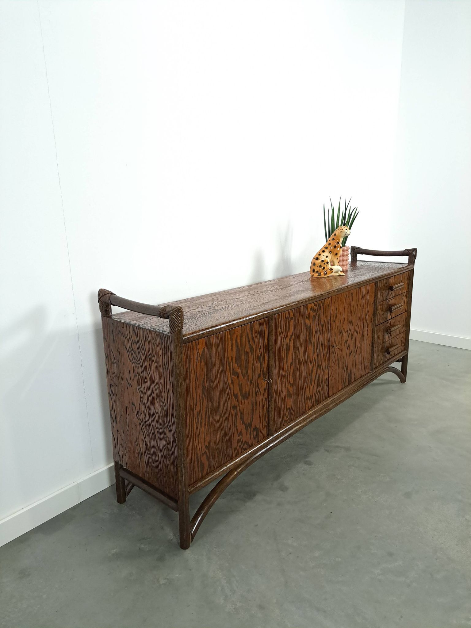 Buffet vintage en bambou
