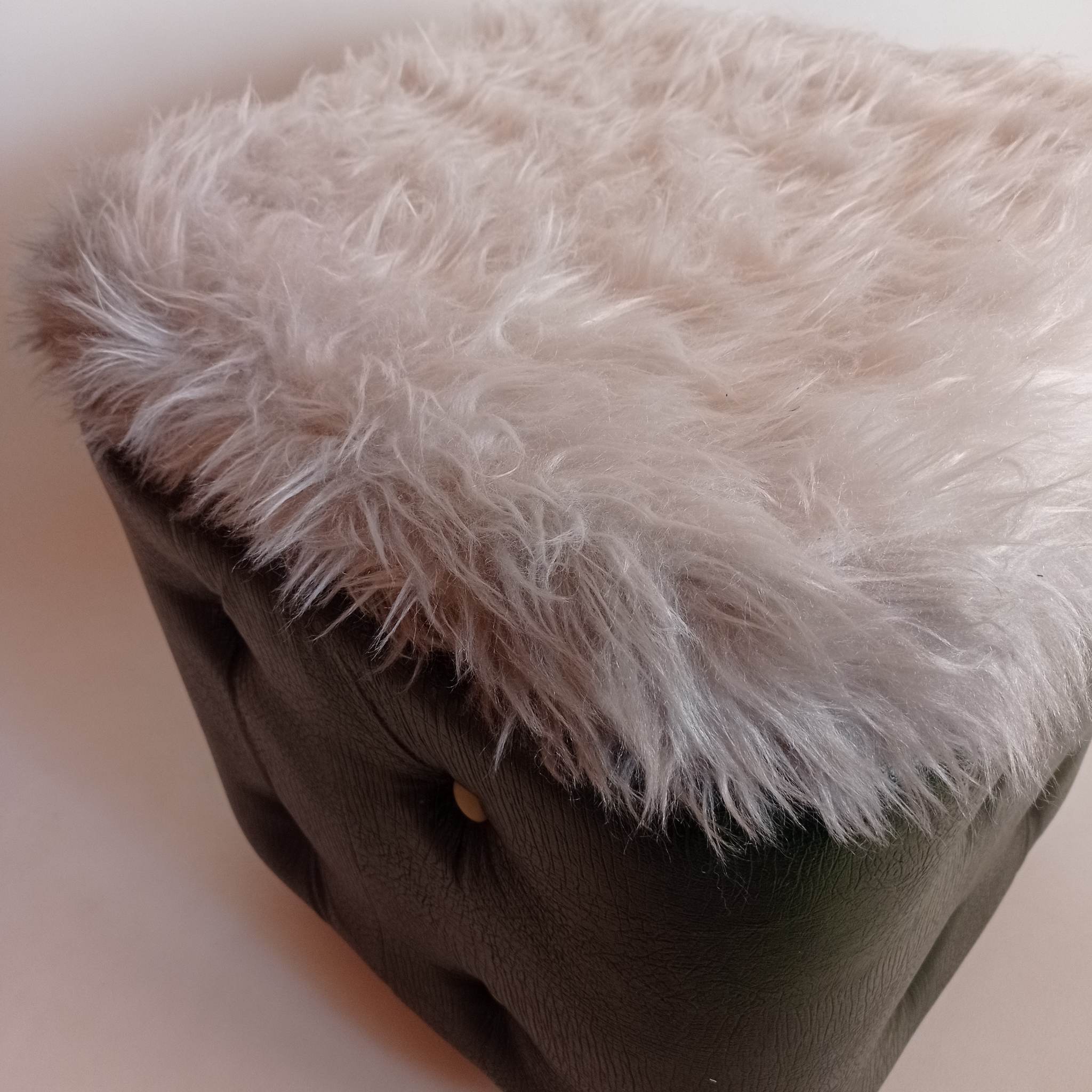 Pouf avec rangements des années 70