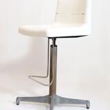 Workshop stool with backrest and footrest from the 60s.