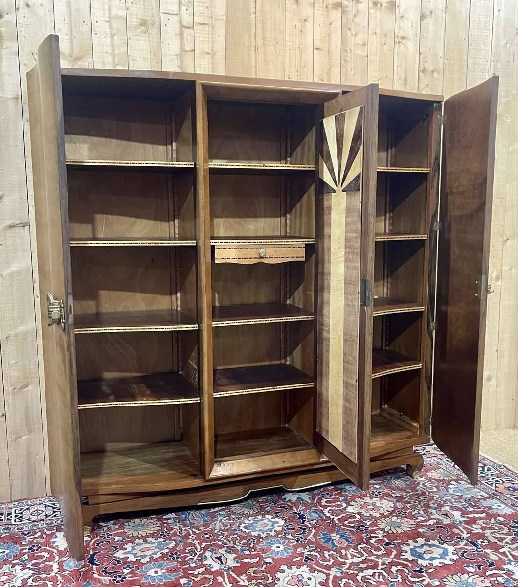 Art Deco 3-door walnut wardrobe - 1930s