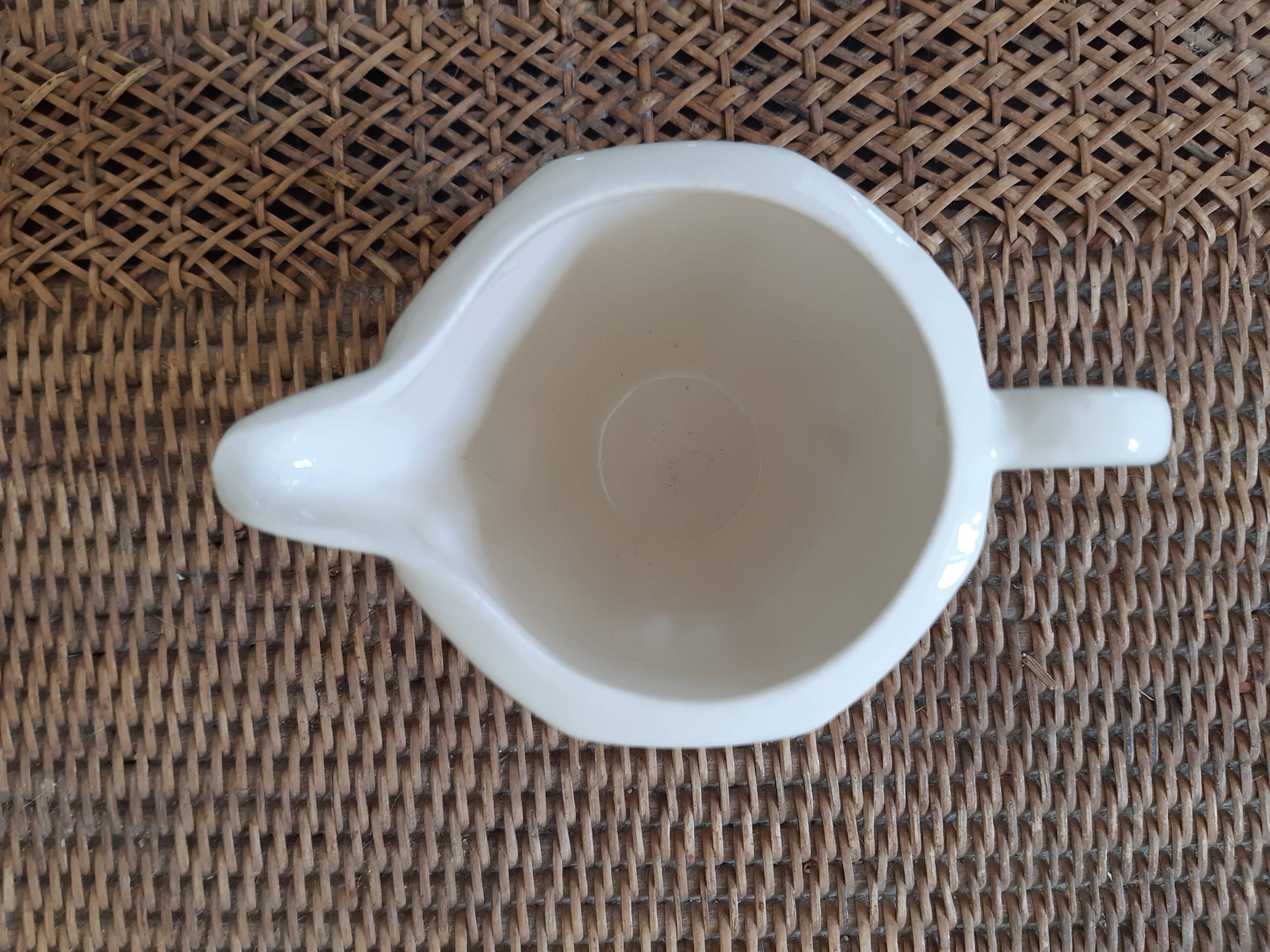 Badonviller milk pot