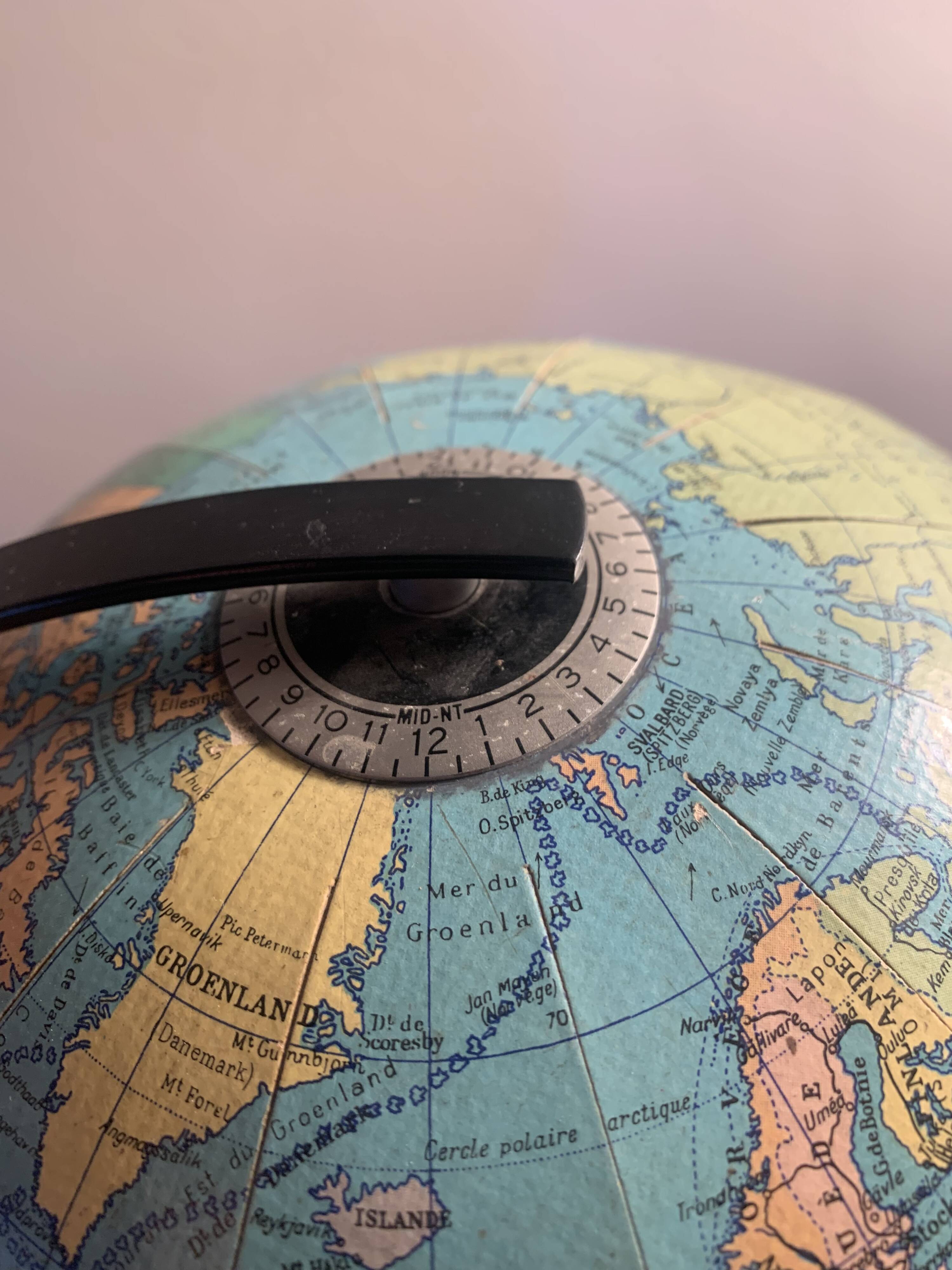 World Map, Globe Taride maps of 1969