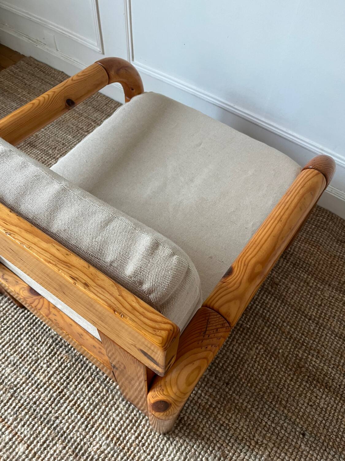 Fauteuil en pin massif esprit chalet