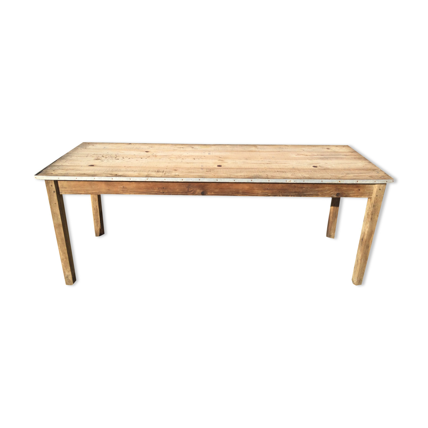 Farm table