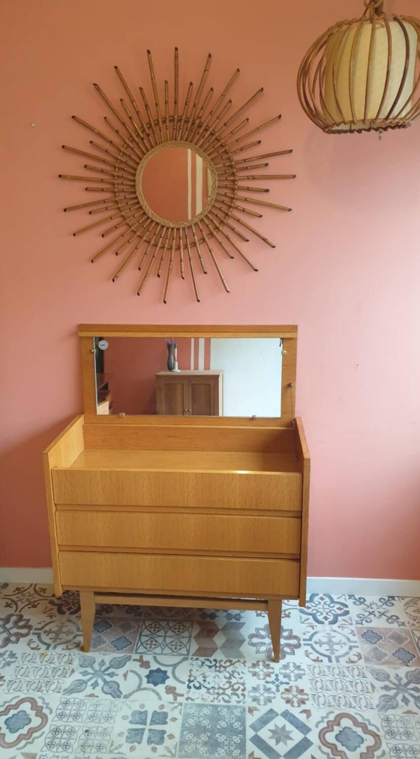 Vintage dressing table