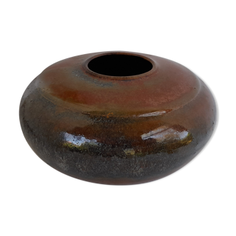Small round sandstone vase