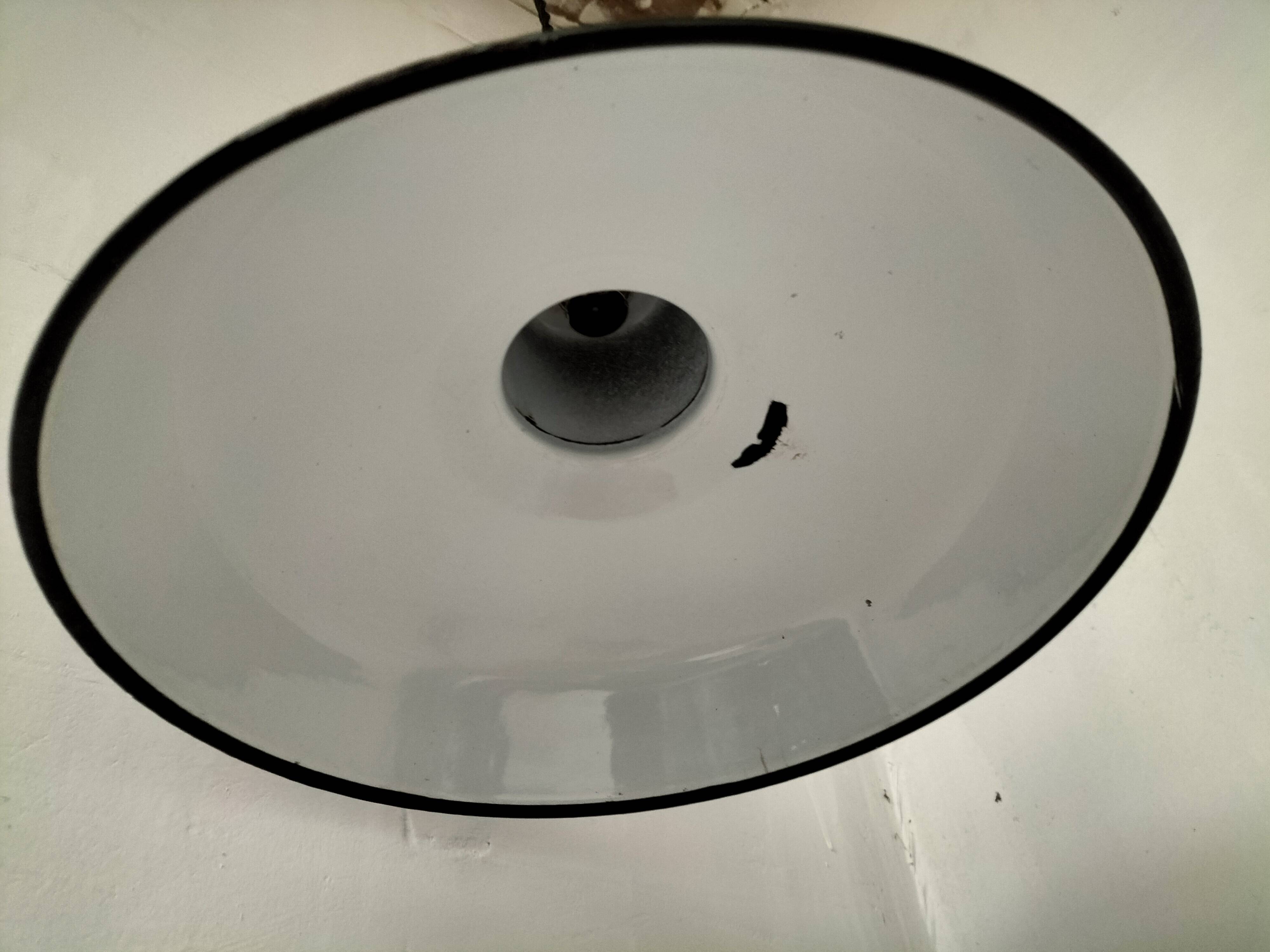 Enamelled sheet metal suspensions