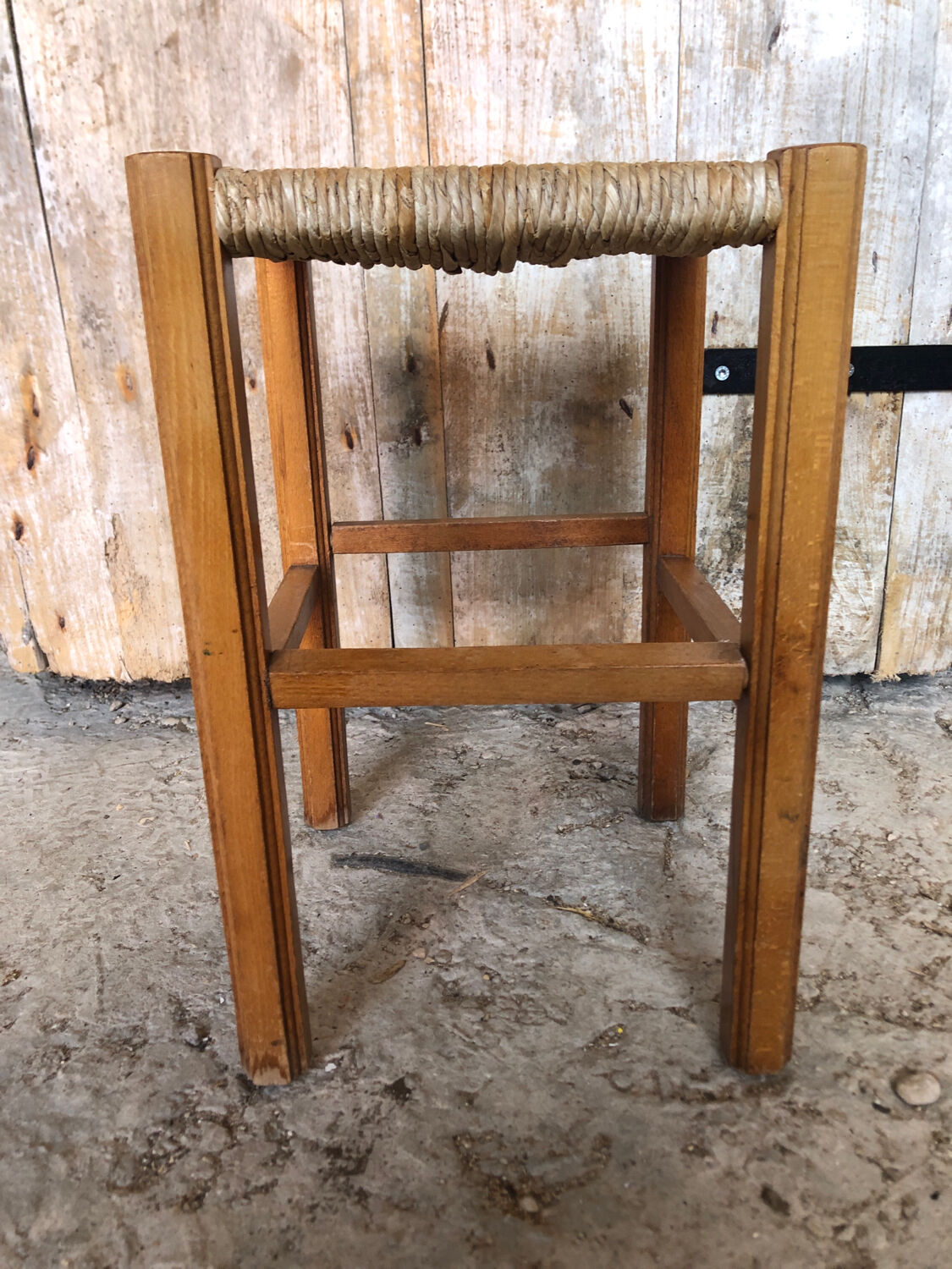 Wooden stool & mulched seat