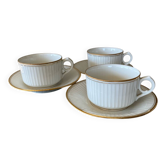 3 tasses à thé ou chocolat Blanche et doré