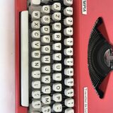Typewriter, Olympia Traveller de Luxe