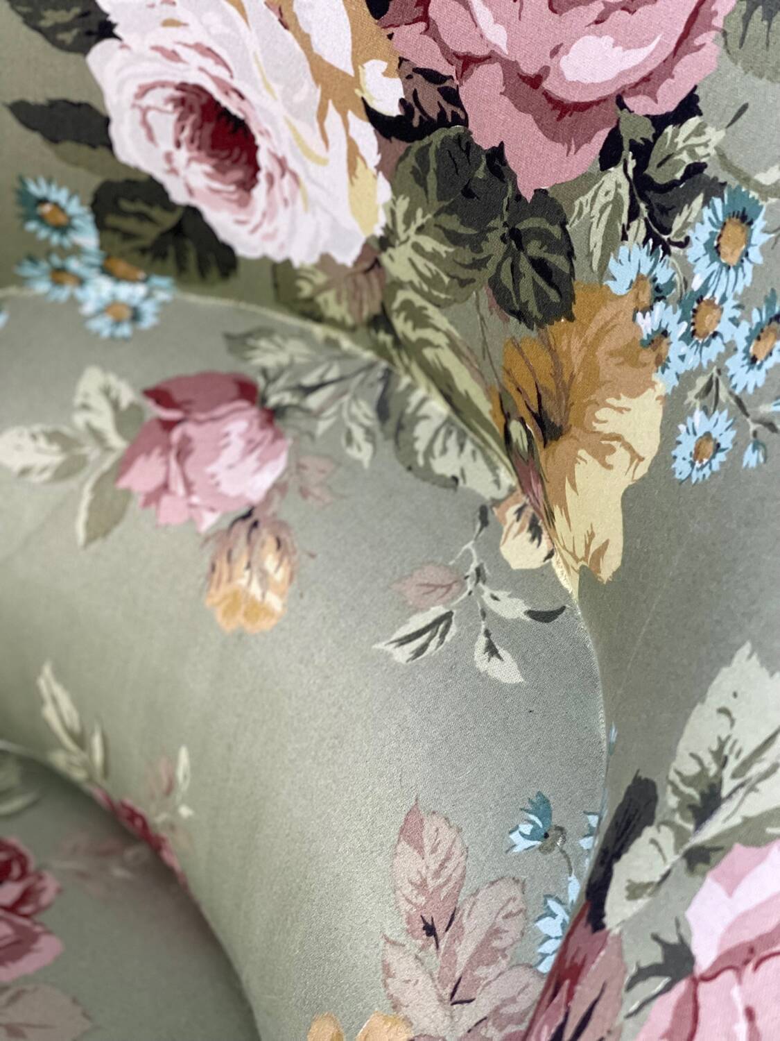 Napoleon III toad armchair