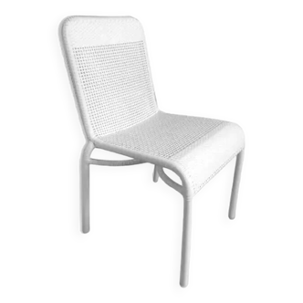 Garden chair in white woven resin