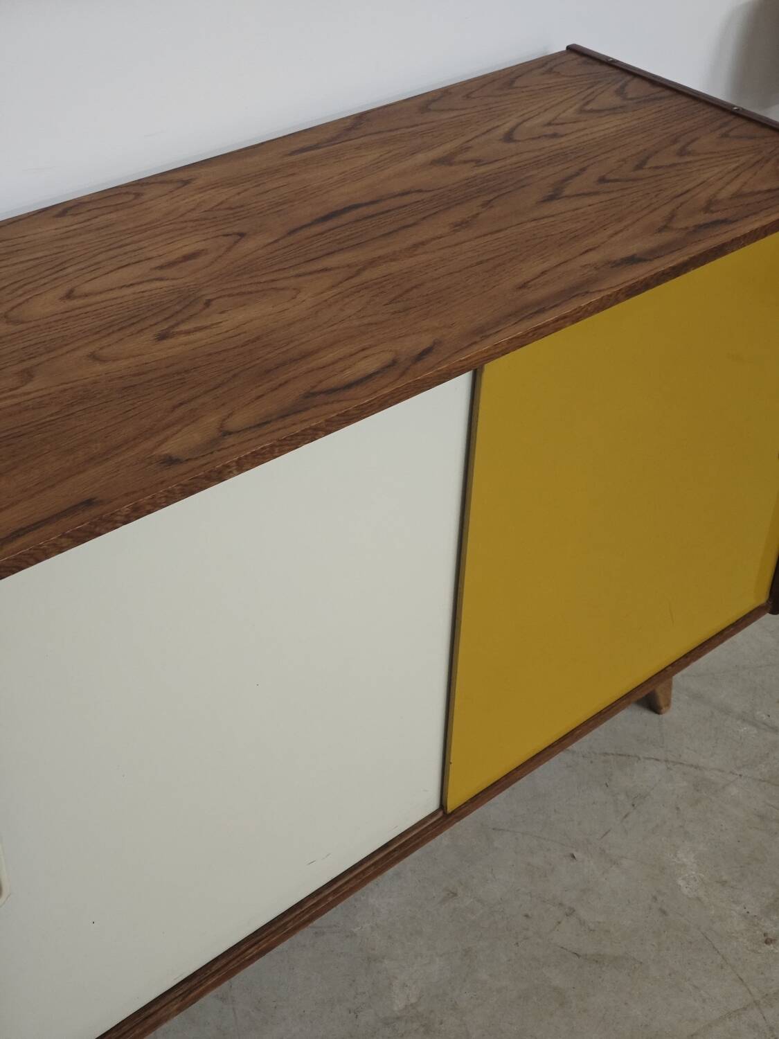 Buffet U 452 yellow by Jiri Jiroutek for Intérier Praha 1960