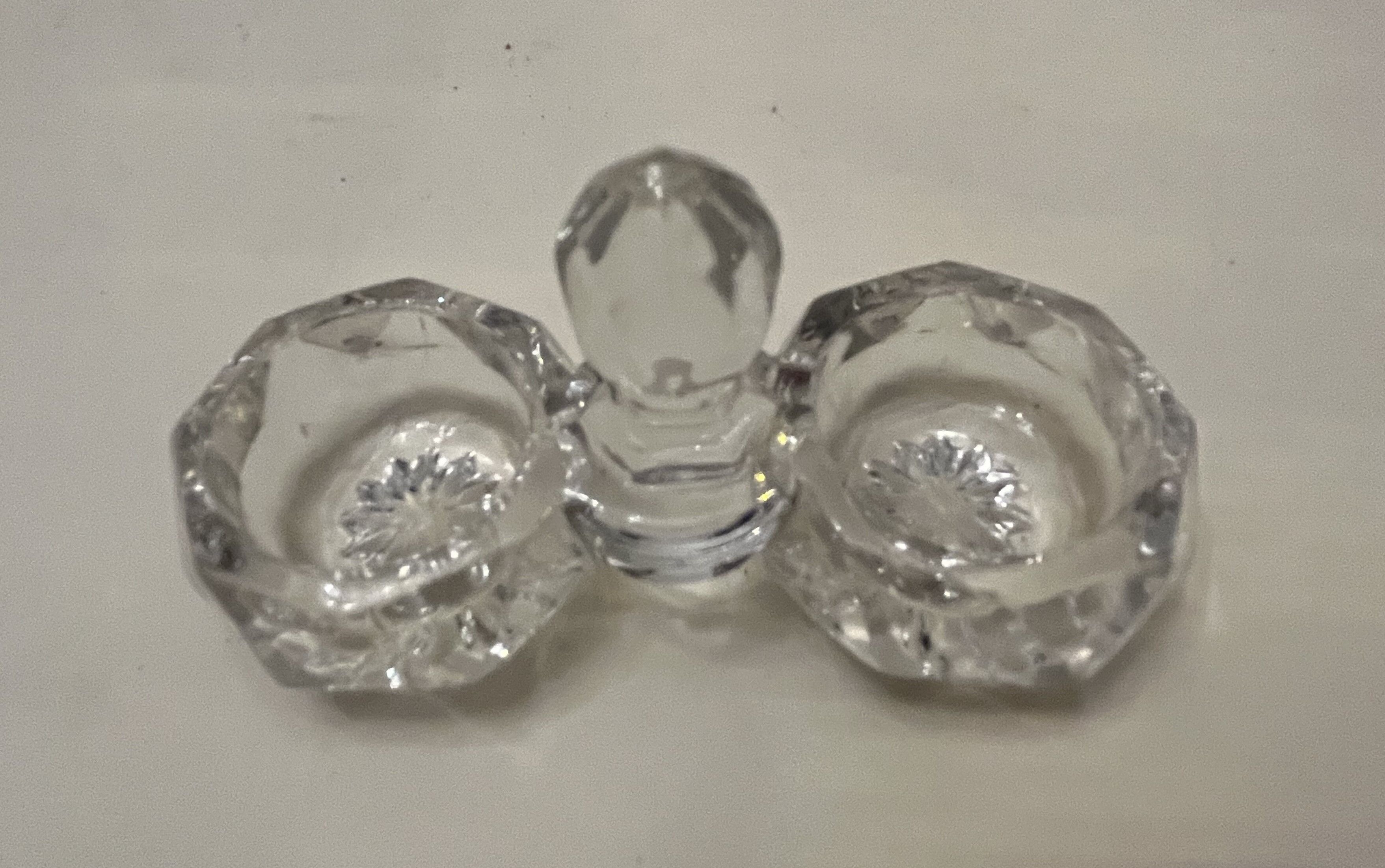 2 crystal salt shakers