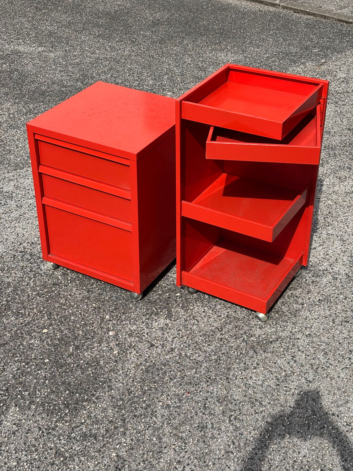 Prisunic 1970 metal trolley and box