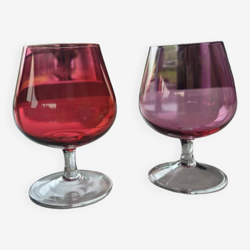 2 verre à cognac anciens et colorés