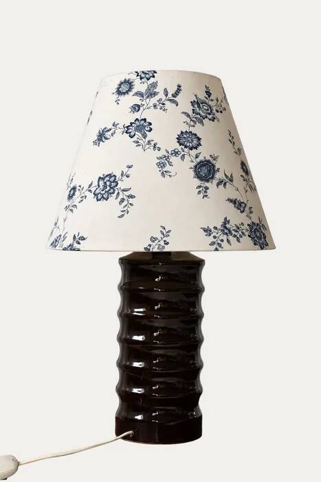Sculptural ribbed ceramic table lamp Hungary 1970s