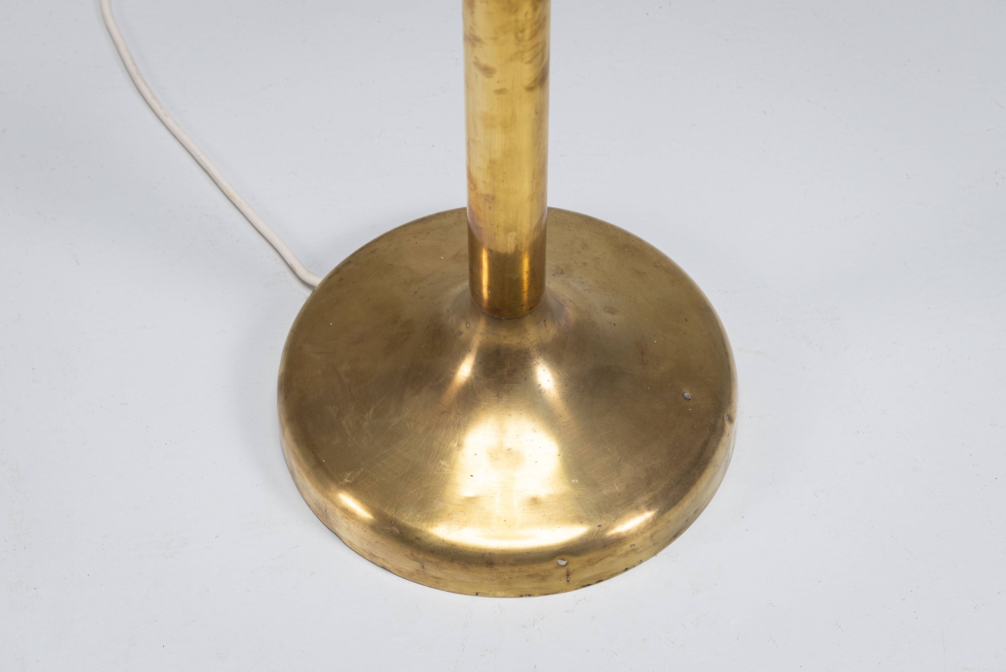 Brass ''Luminator'' floor lamp by Marcello Piacentini