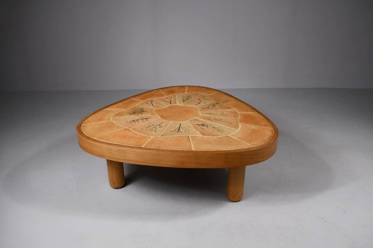Table basse en céramique. Millésime - Années 60