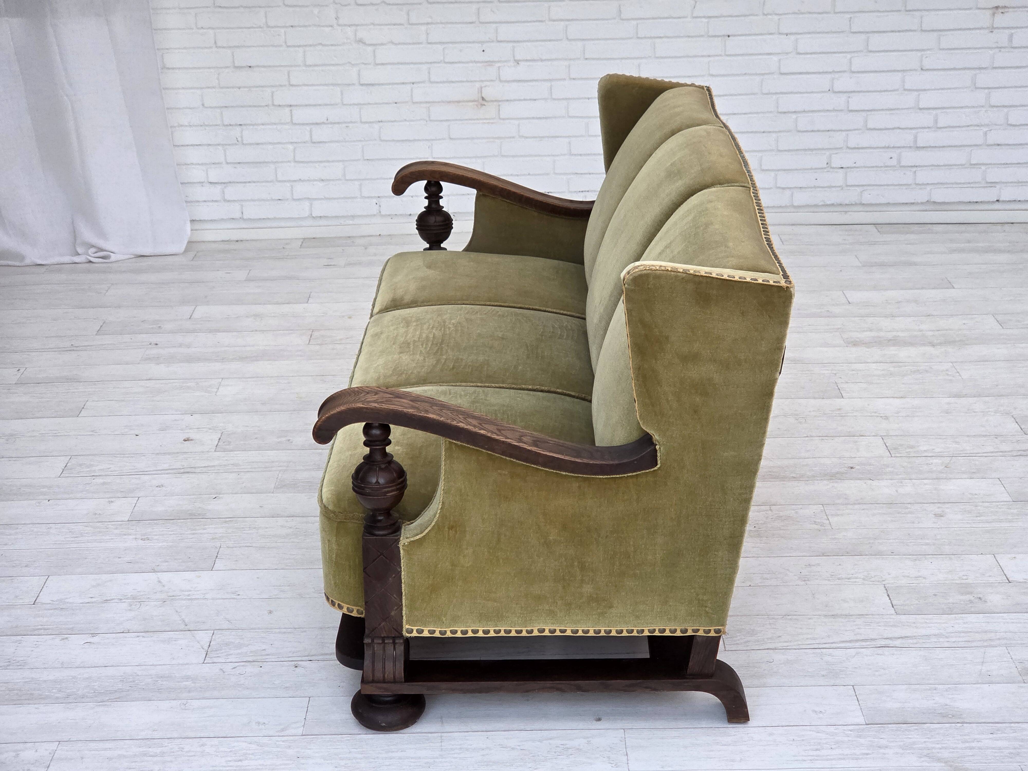 1950s, 3-seater Danish sofa, original condition, furniture velour, oak.