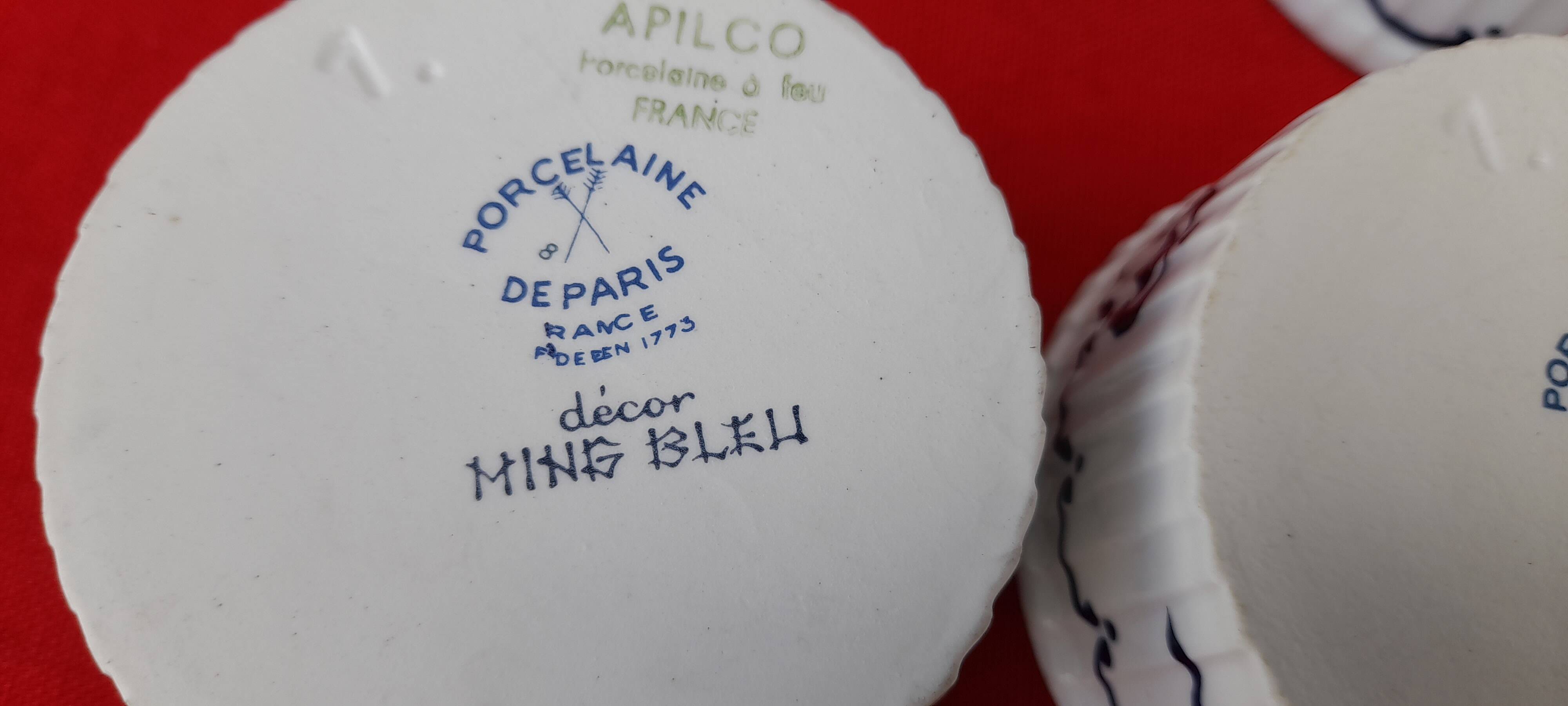 4 Paris porcelain ramekins with Ming blue decor, diameter 8 cm