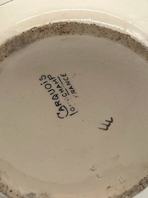 Longchamp toilet bag model Carquois. Height 35 cm.